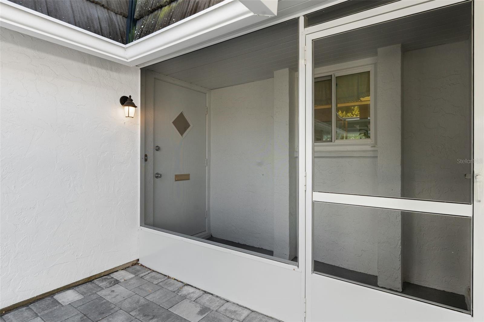 GLEN OAKS RIDGE VILLAS 1 - Residential