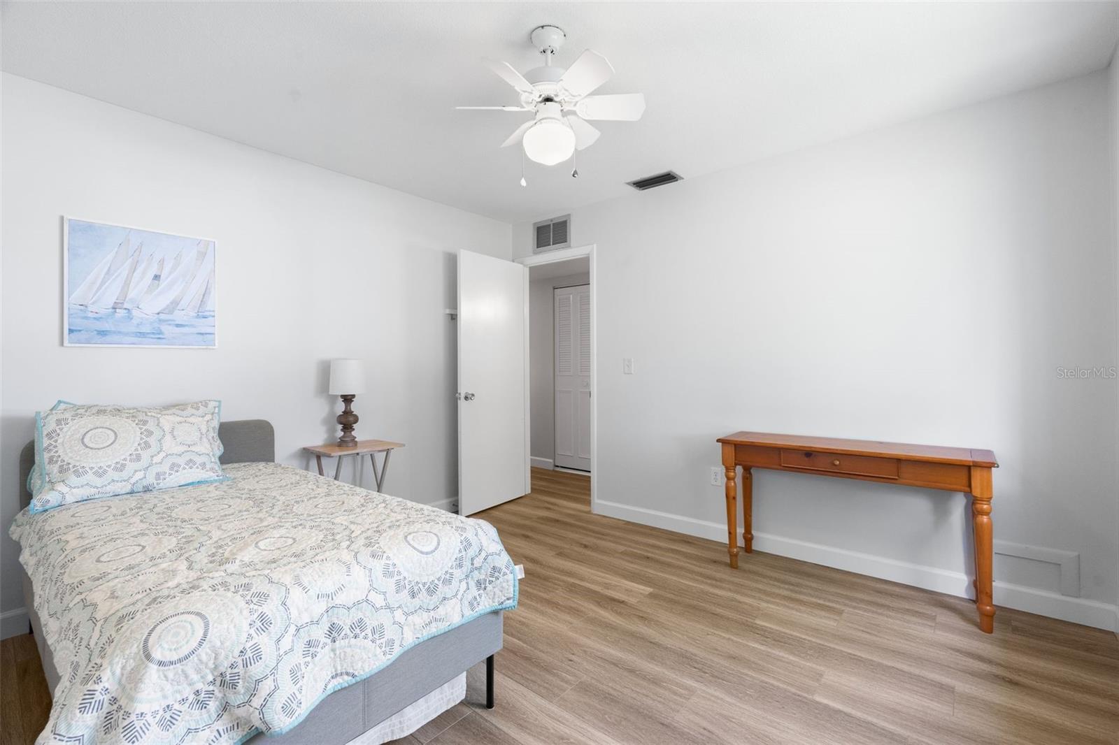 GLEN OAKS RIDGE VILLAS 1 - Residential