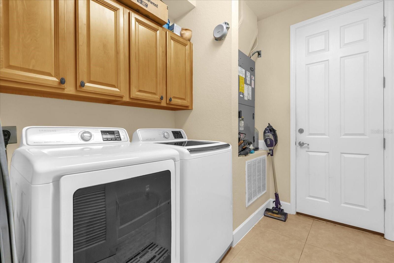 CYPRESS RESERVE VILLAS - Residential