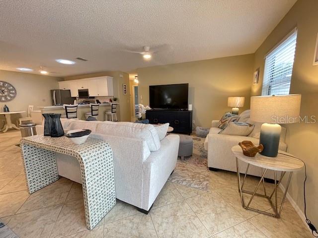 VILLAGES OF SUMTER VILLA LA CRESCENTA - Residential Lease