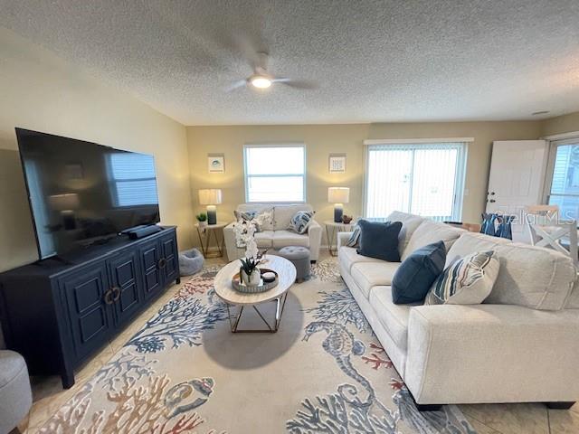 VILLAGES OF SUMTER VILLA LA CRESCENTA - Residential Lease