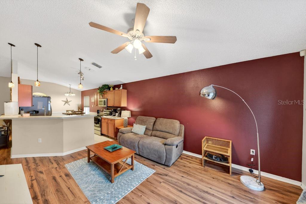 SPRING HARBOR - Residential