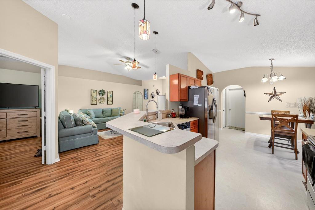 SPRING HARBOR - Residential