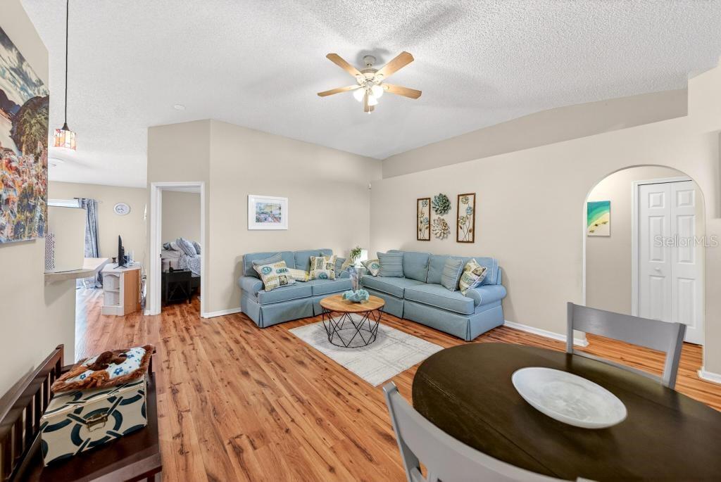 SPRING HARBOR - Residential