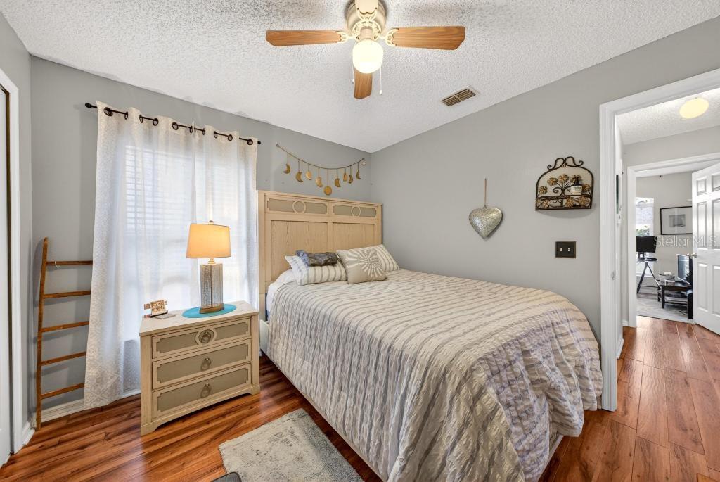 SPRING HARBOR - Residential