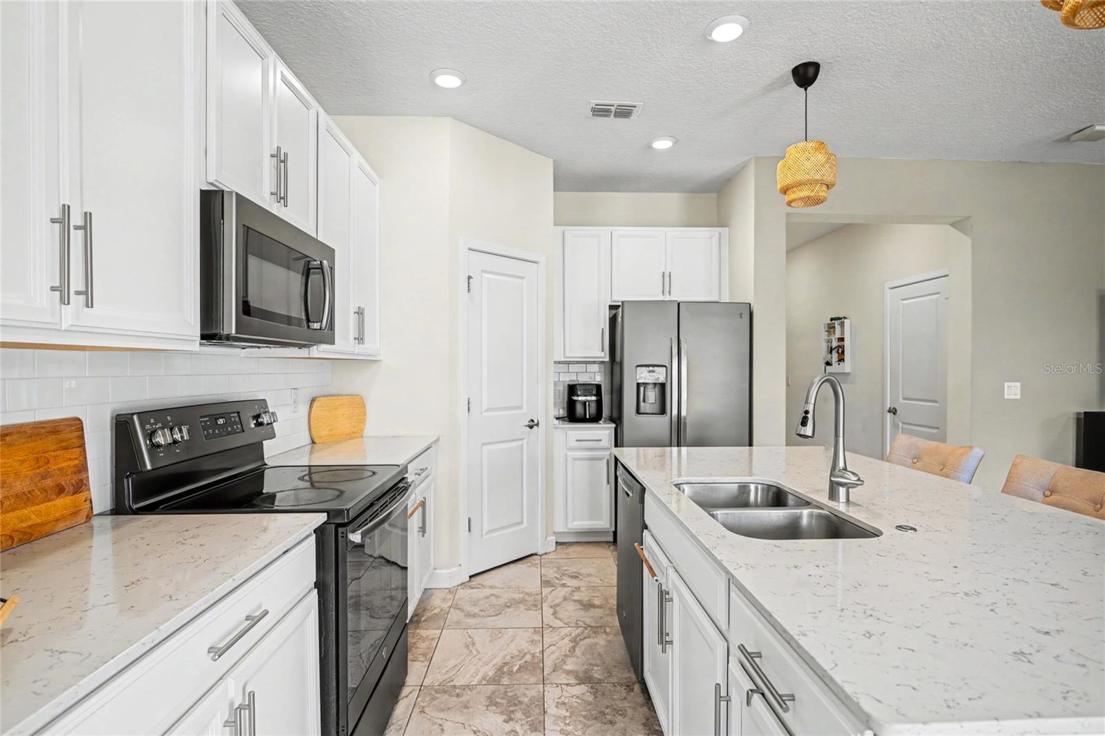 ARDEN PARK NORTH PH 3 - Residential Lease