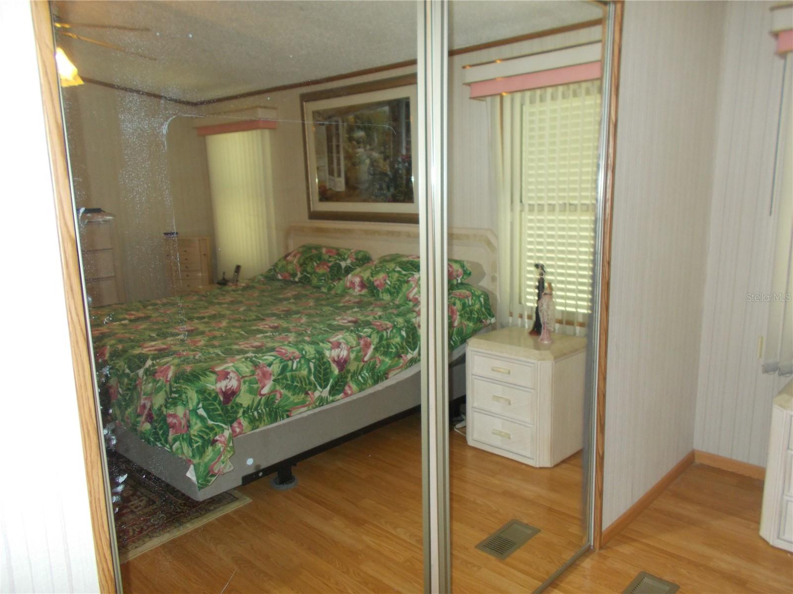 HOLIDAY PARK - Residential