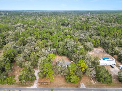 A home in DUNNELLON