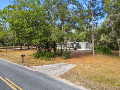 A home in DUNNELLON