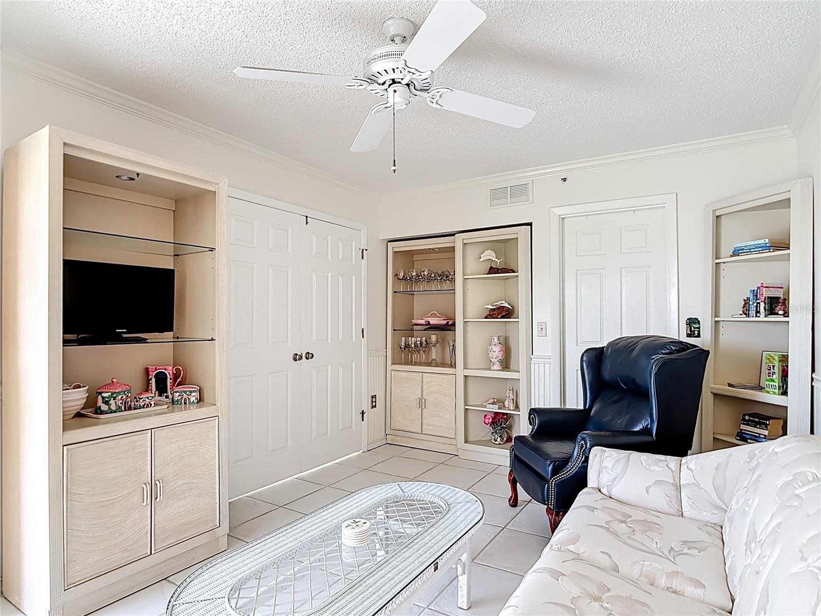 EIGHTH FAIRWAY - Residential