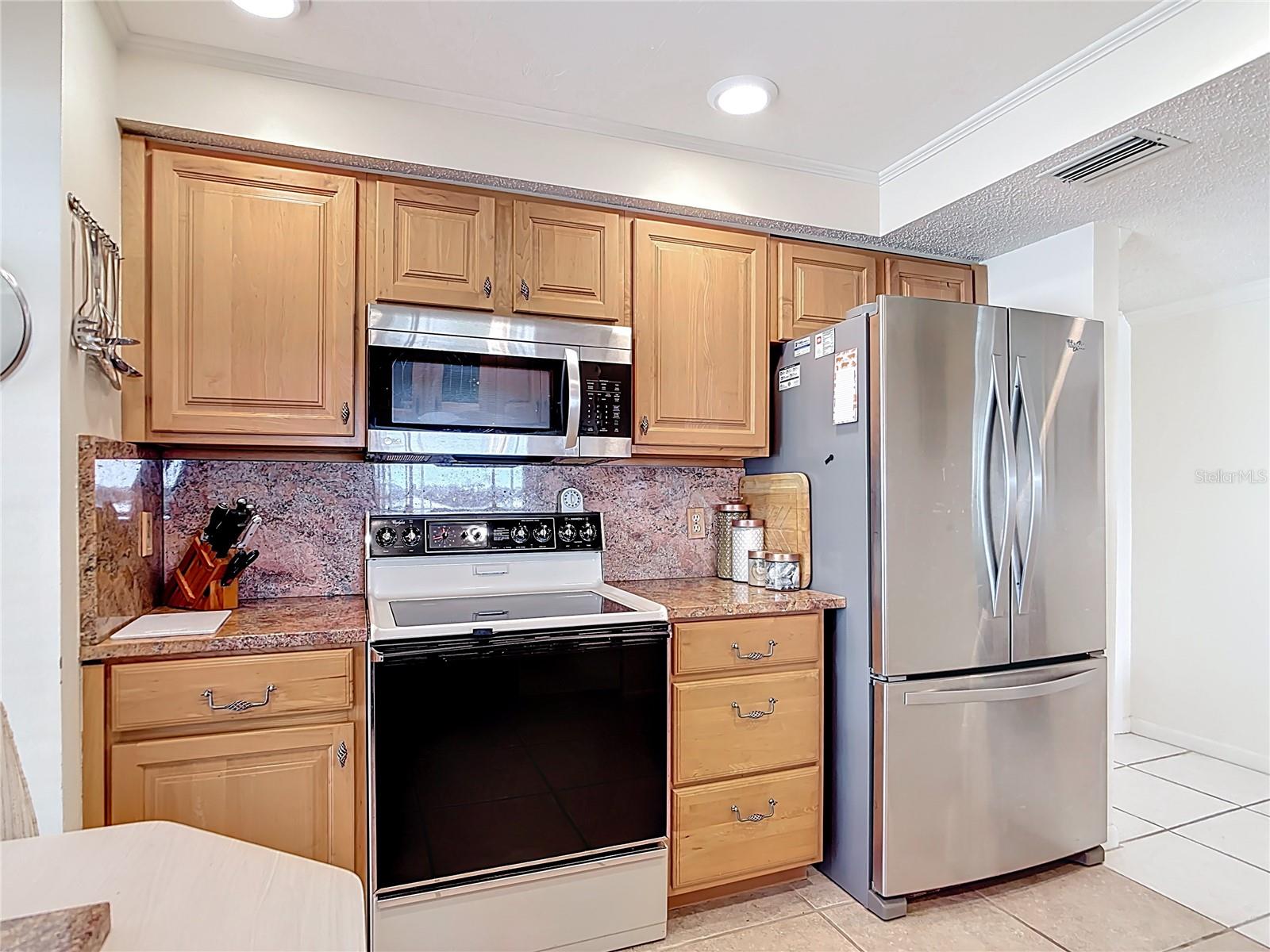 EIGHTH FAIRWAY - Residential