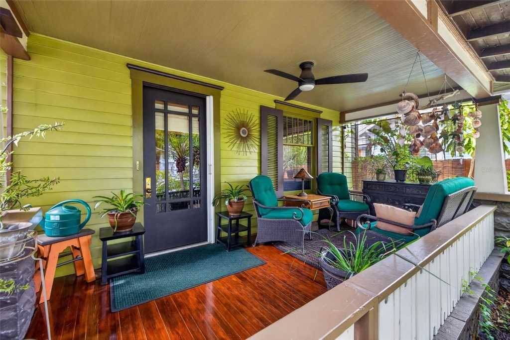 Photo of 652 8th Avenue N, St Petersburg, FL 33701 (MLS # TB8510345)