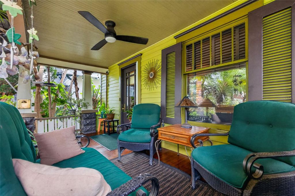 Photo of 652 8th Avenue N, St Petersburg, FL 33701 (MLS # TB8510345)