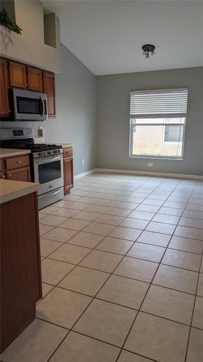 WESTWOOD LAKES PH 2A UN 1 - Residential Lease