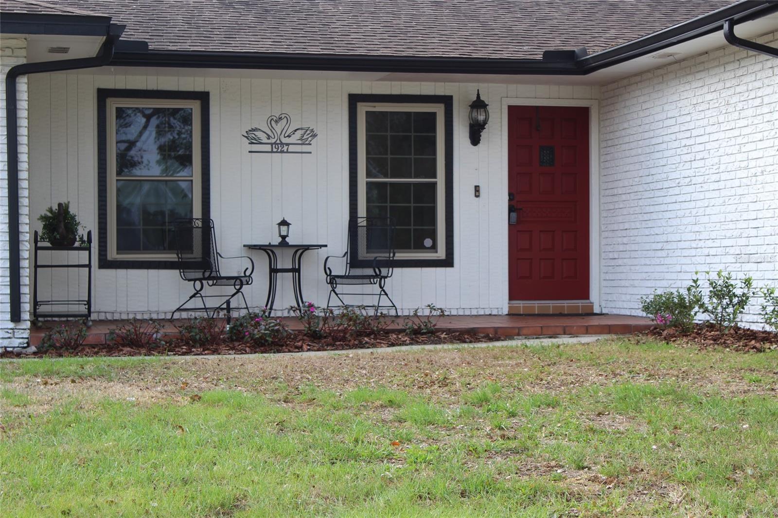 1927 KIMBALL COURT S