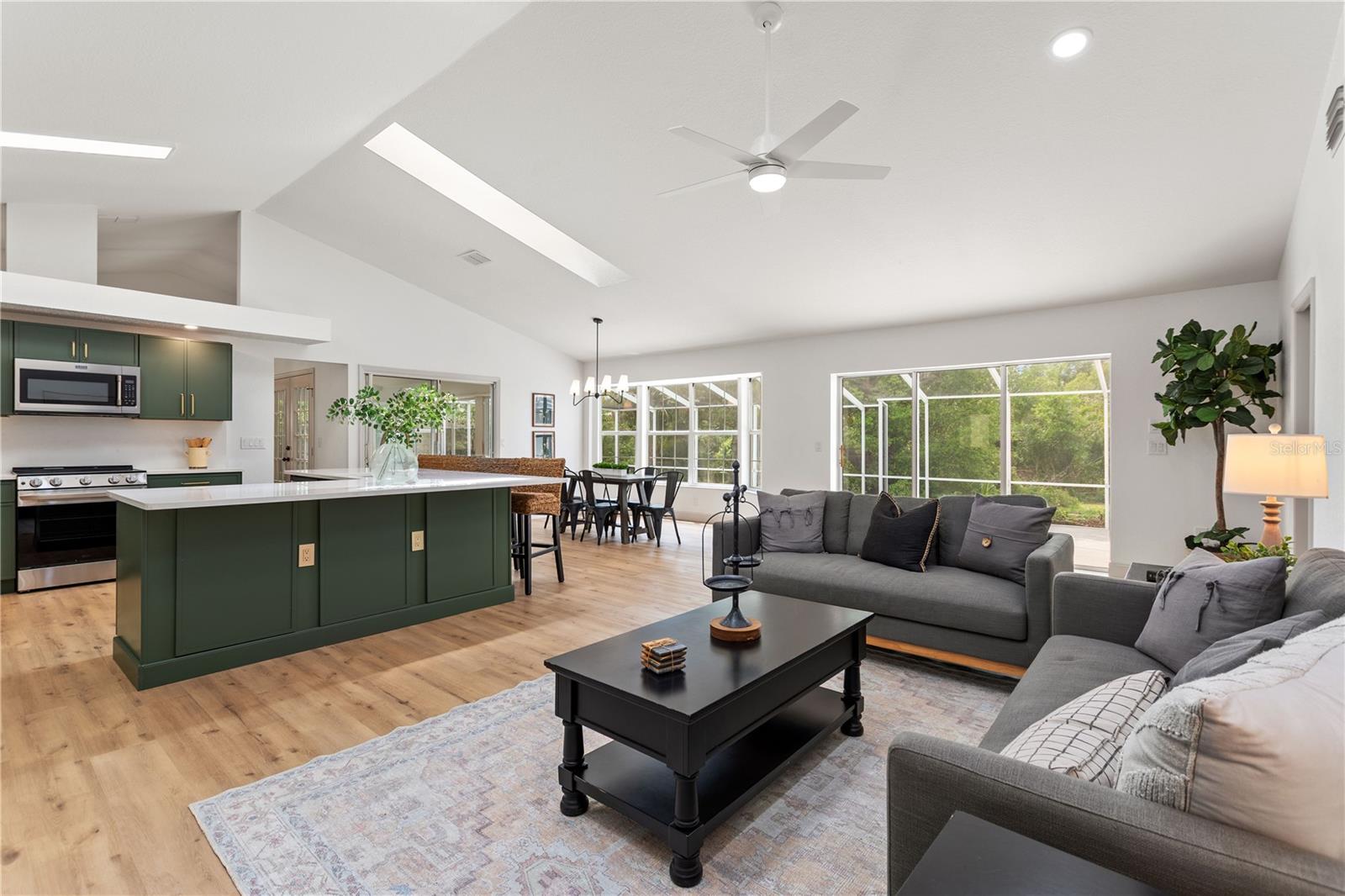 EAST LINDEN ESTATE - Residential