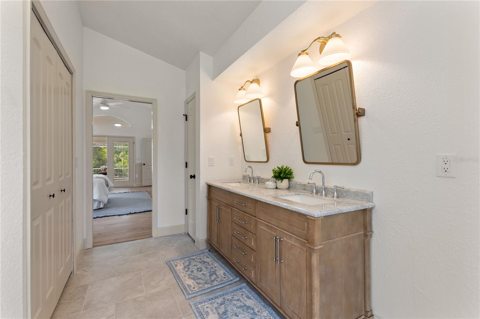 EAST LINDEN ESTATE - Residential