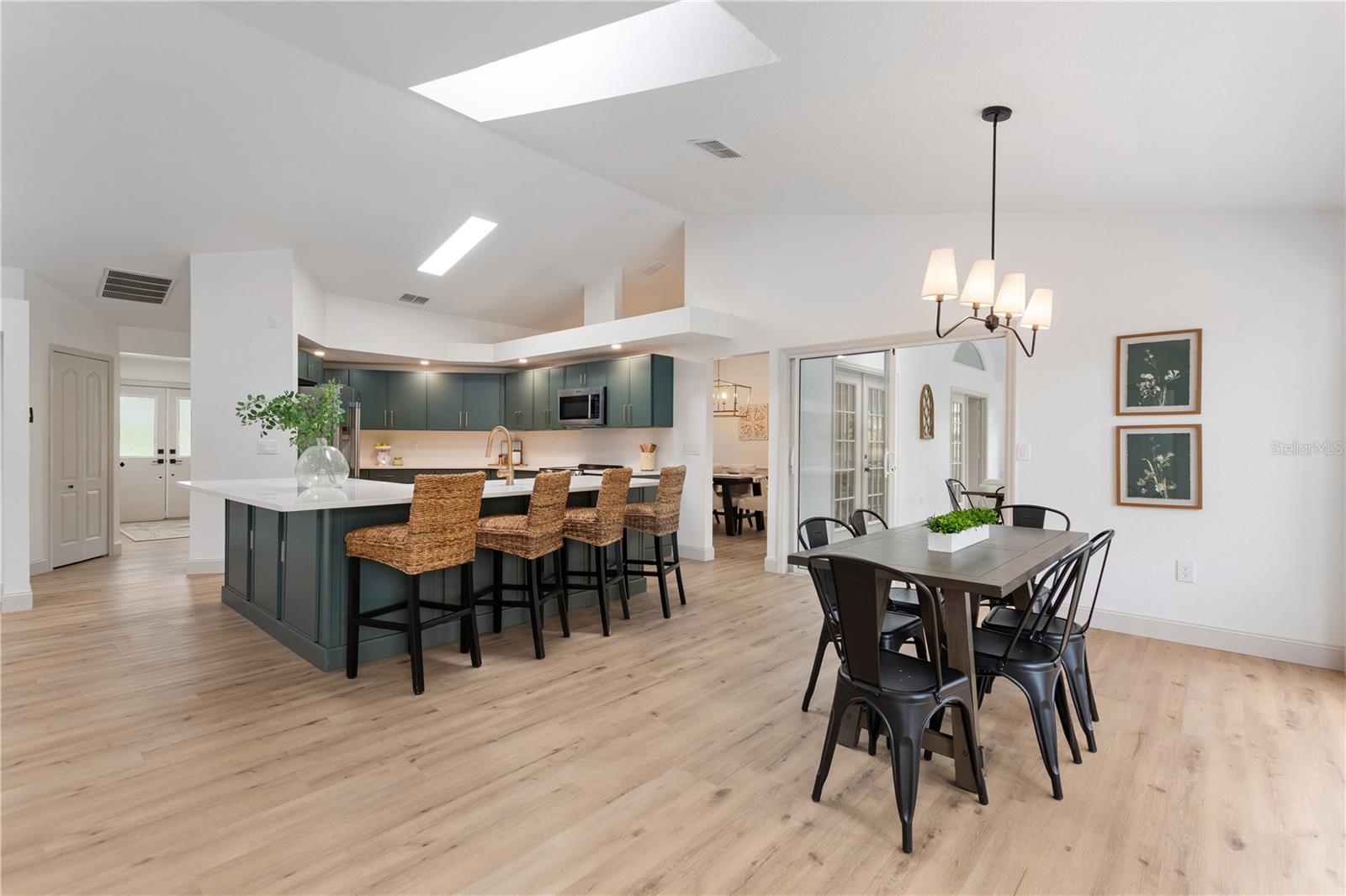 EAST LINDEN ESTATE - Residential