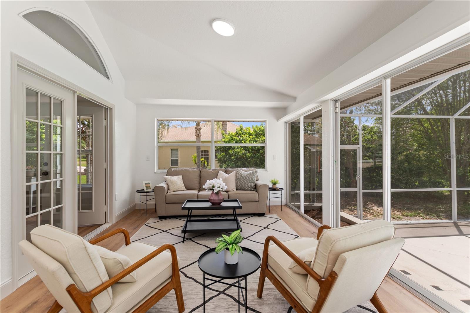 EAST LINDEN ESTATE - Residential