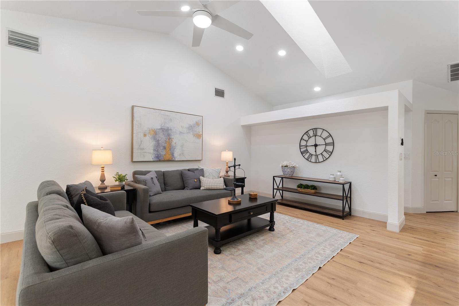 EAST LINDEN ESTATE - Residential