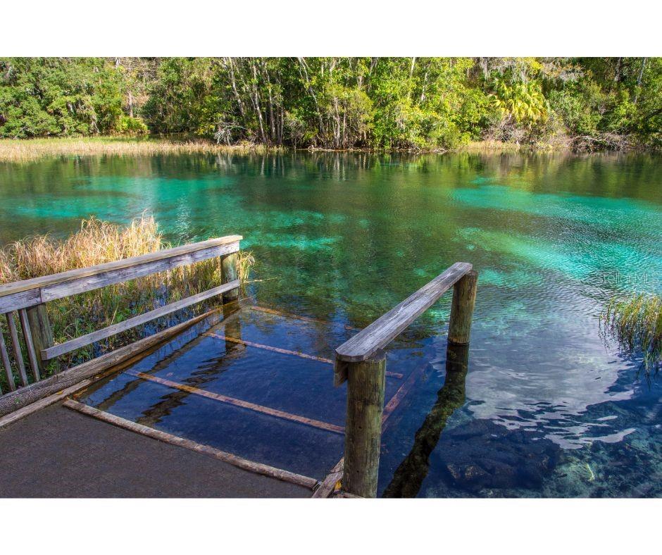 RAINBOW LAKES ESTATE - Land