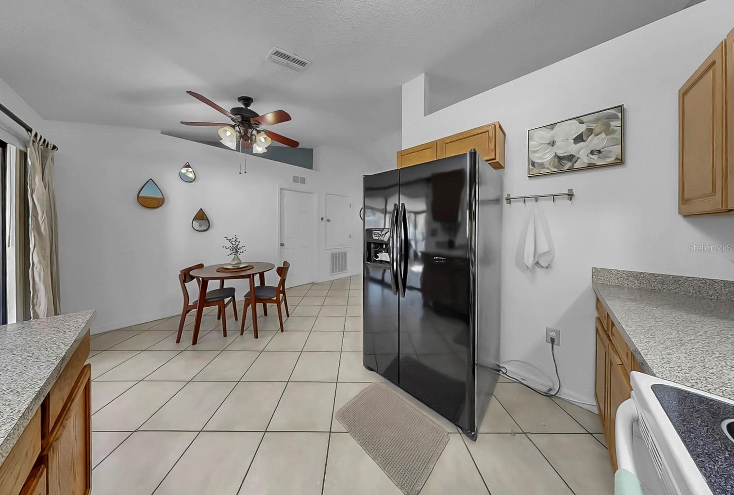 HILLCREST - Residential