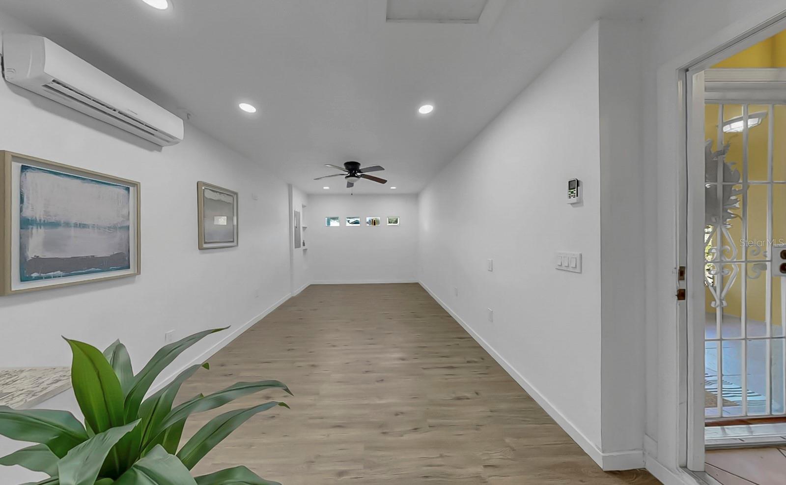 HILLCREST - Residential