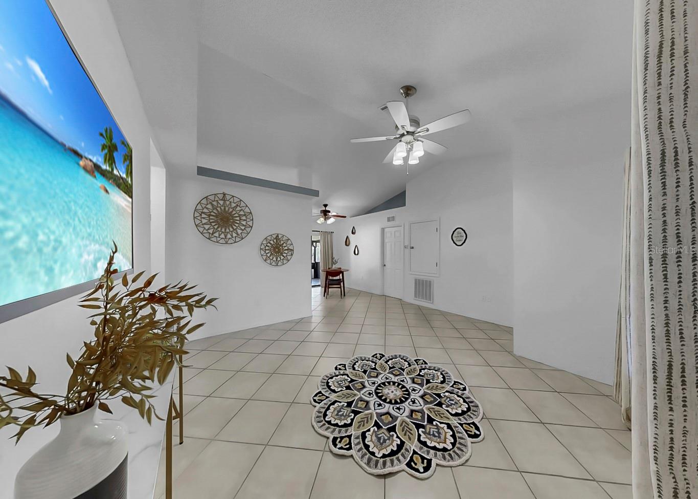 HILLCREST - Residential