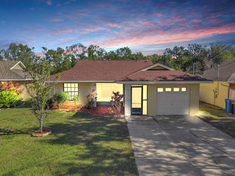 Photo of 11722 Lynn Brook Circle, Seffner, FL 33584 (MLS # TB8458864)