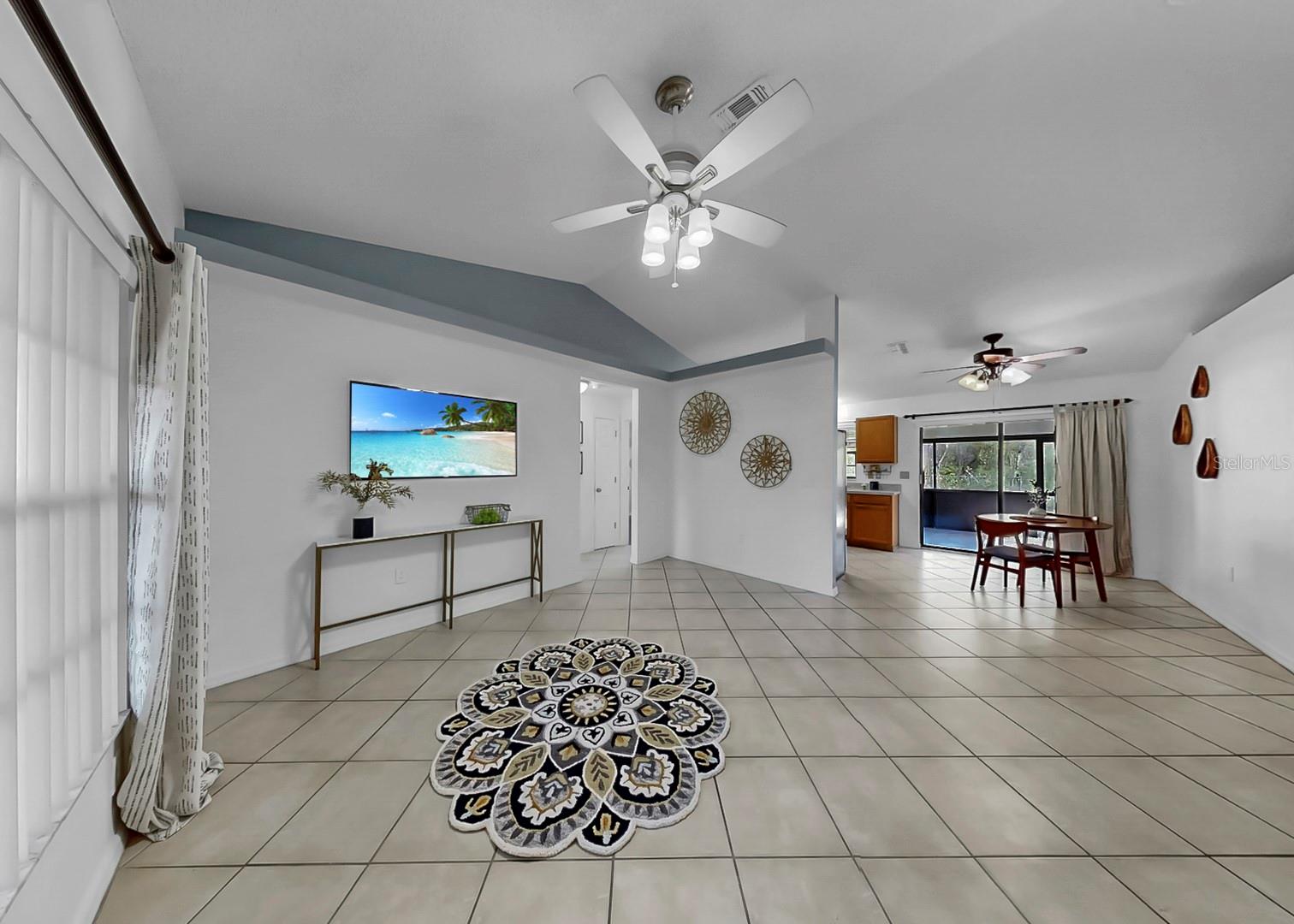 HILLCREST - Residential