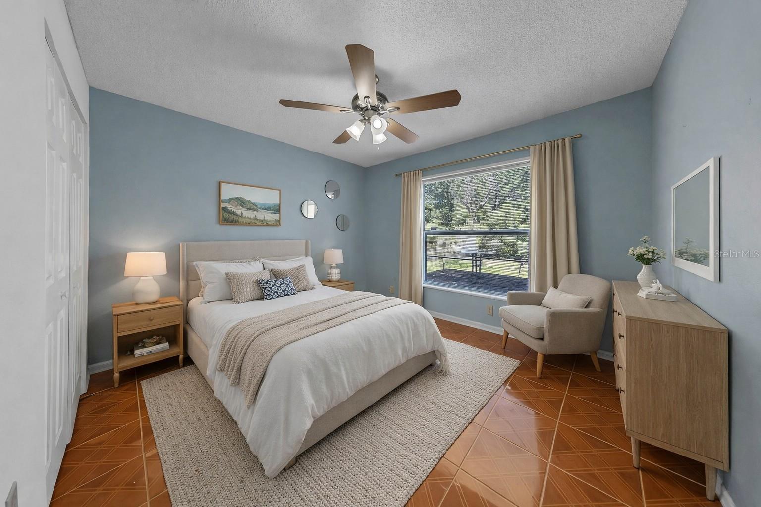 HILLCREST - Residential