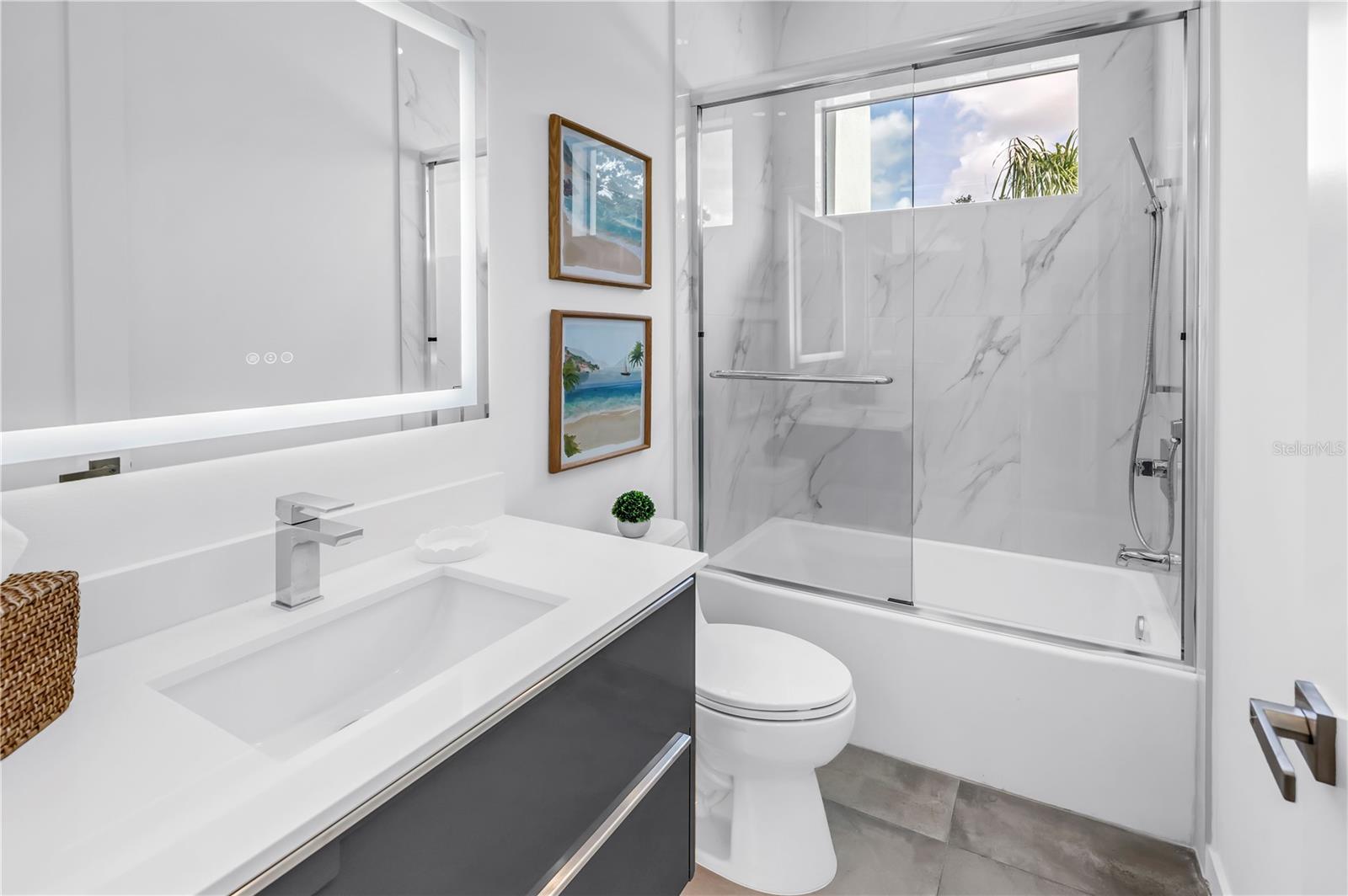 LOMA LINDA PARK - Residential