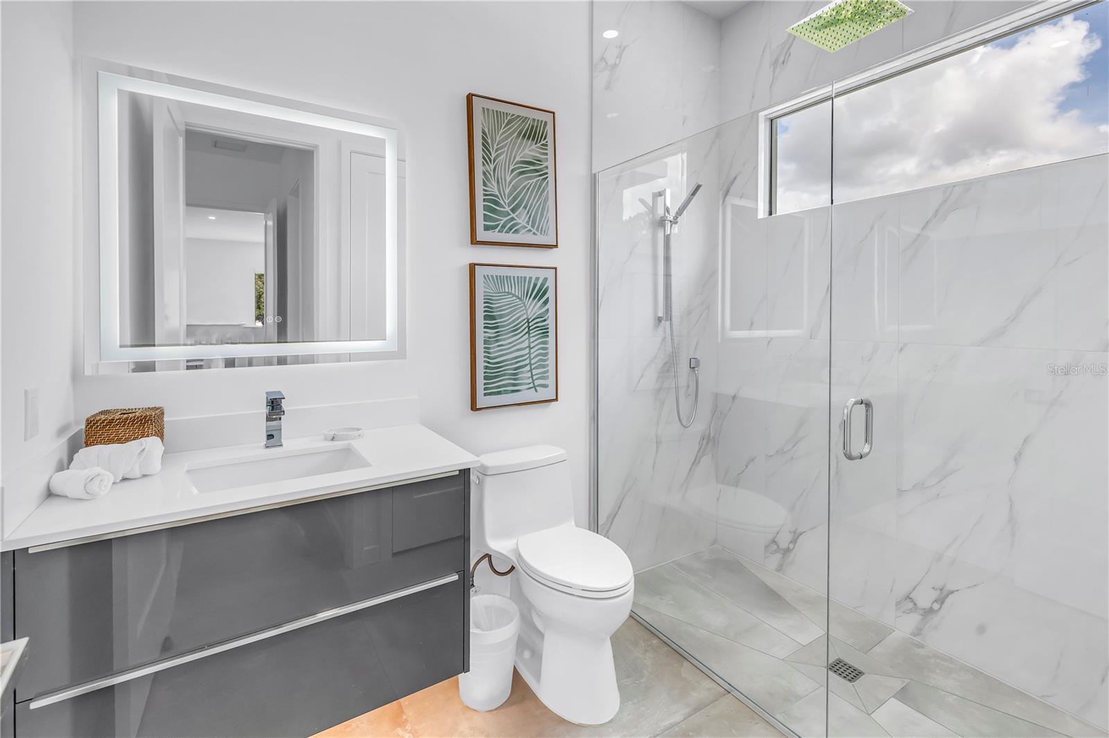 LOMA LINDA PARK - Residential