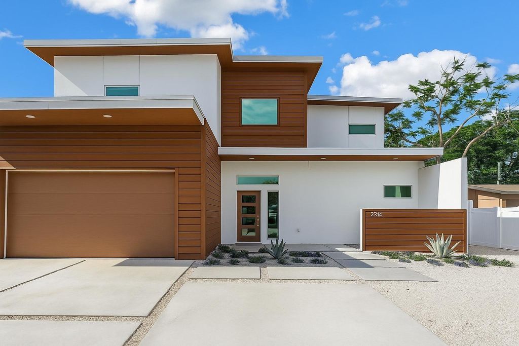 Photo of 2314 Floyd Street, Sarasota, FL 34239 (MLS # A4654349)