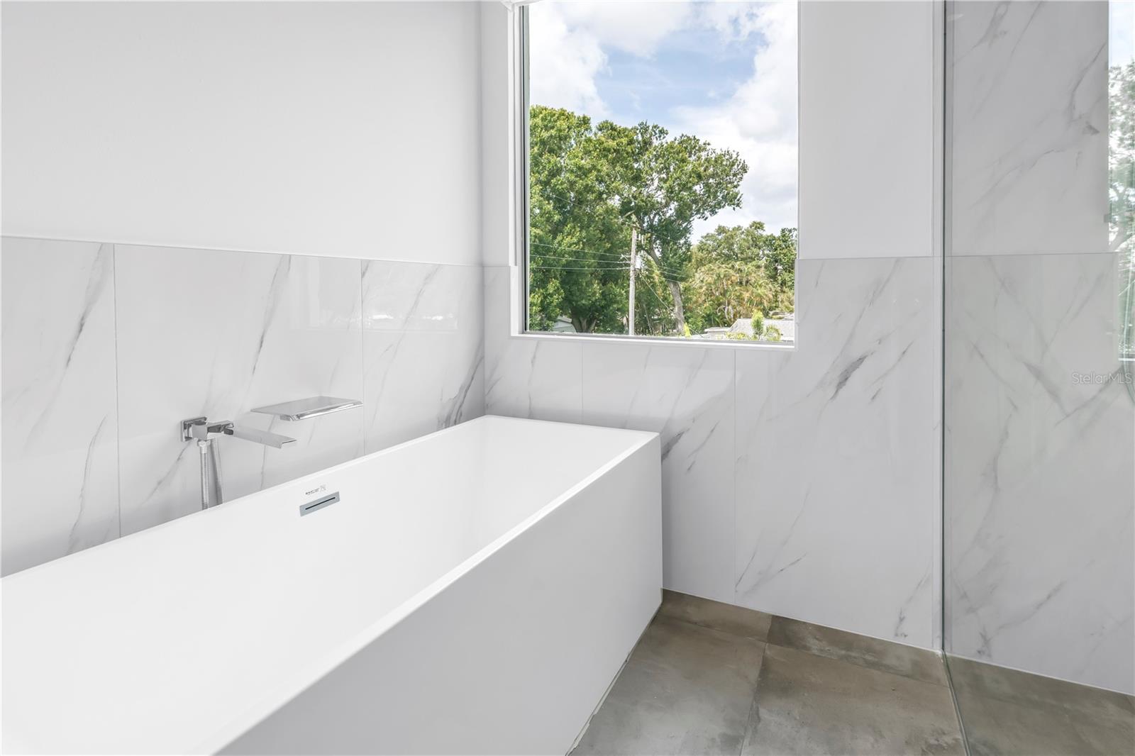 LOMA LINDA PARK - Residential