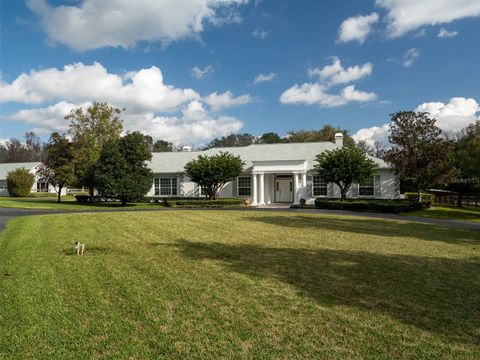 Photo of 7575 NW 90th Avenue, Ocala, FL 34482 (MLS # OM716025)