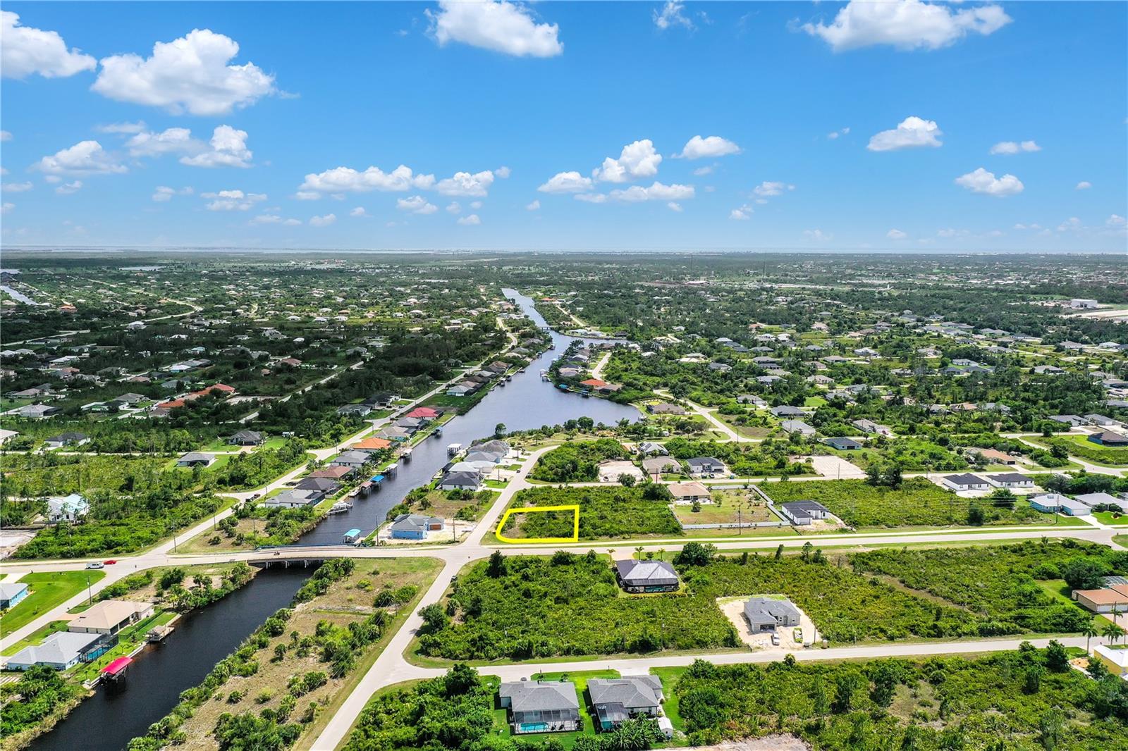 13577 INGRAHAM BOULEVARD, PORT CHARLOTTE, FL, 33981 1 13577 INGRAHAM BOULEVARD