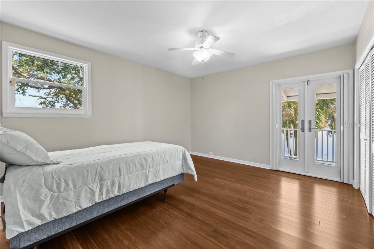 BAY COLONY ESTATES - Residential