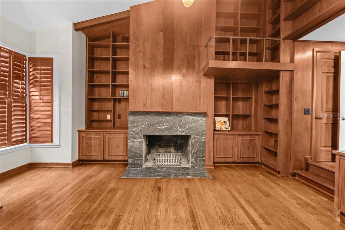 BAY COLONY ESTATES - Residential