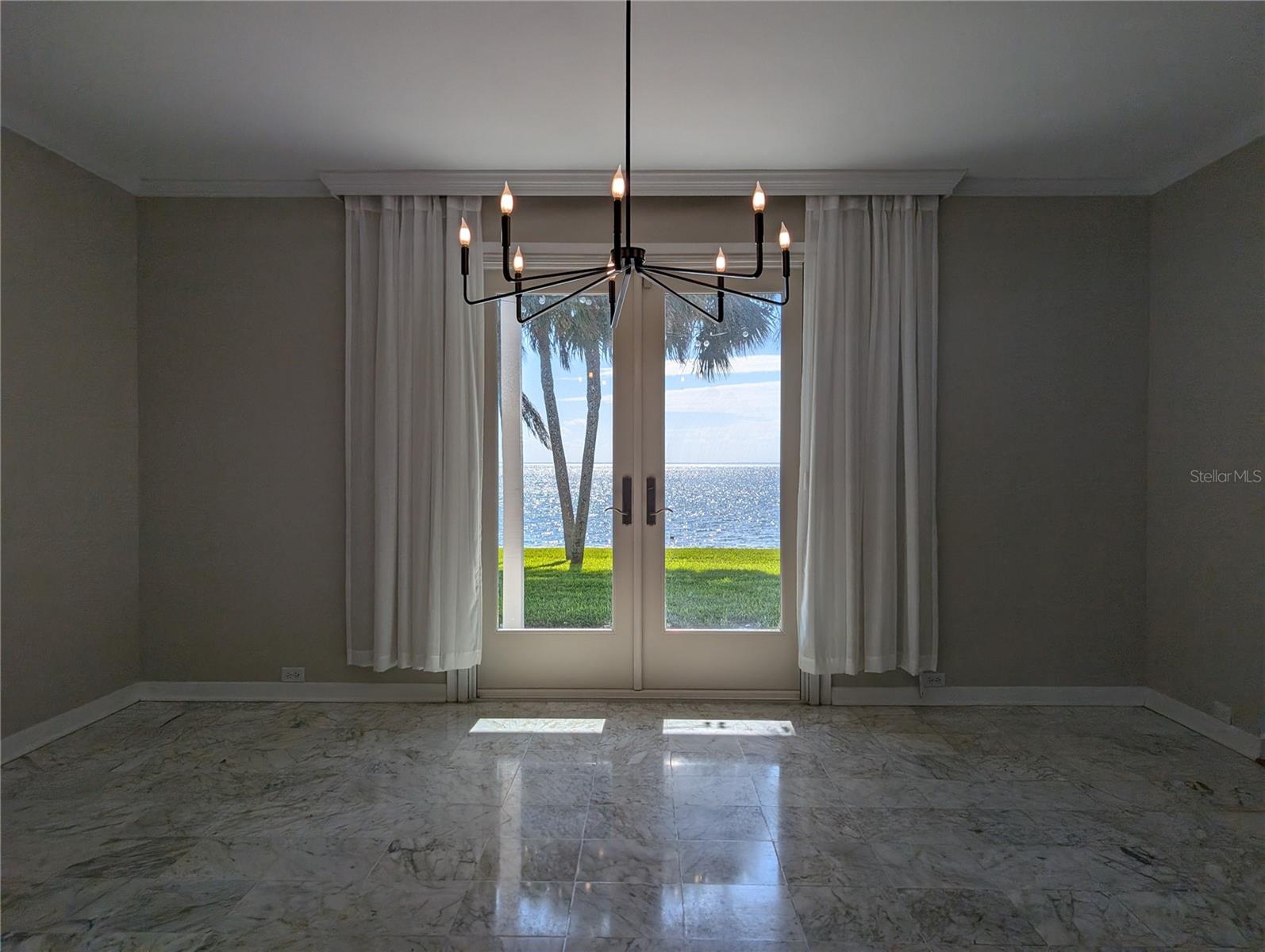 BAY COLONY ESTATES - Residential