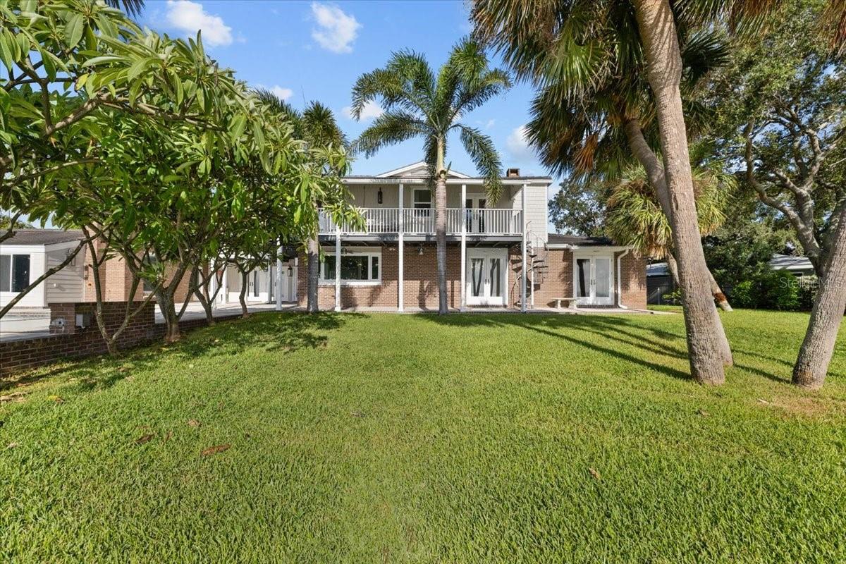BAY COLONY ESTATES - Residential