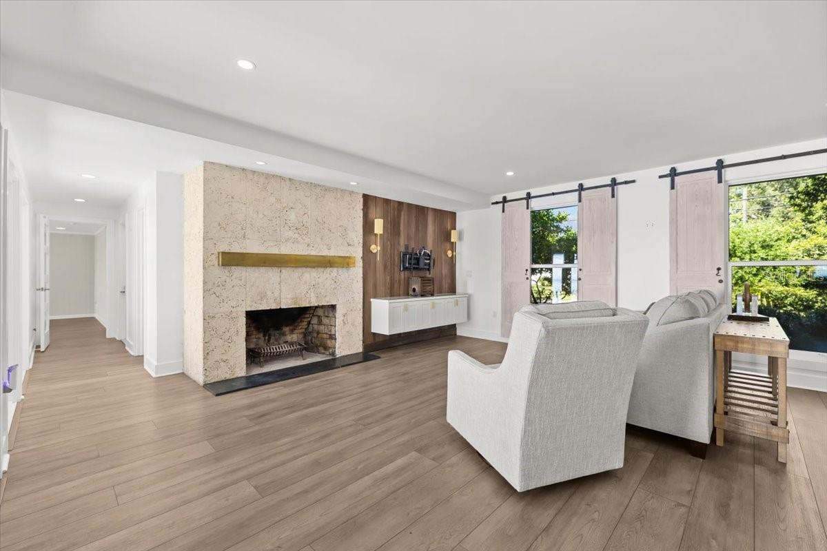BAY COLONY ESTATES - Residential