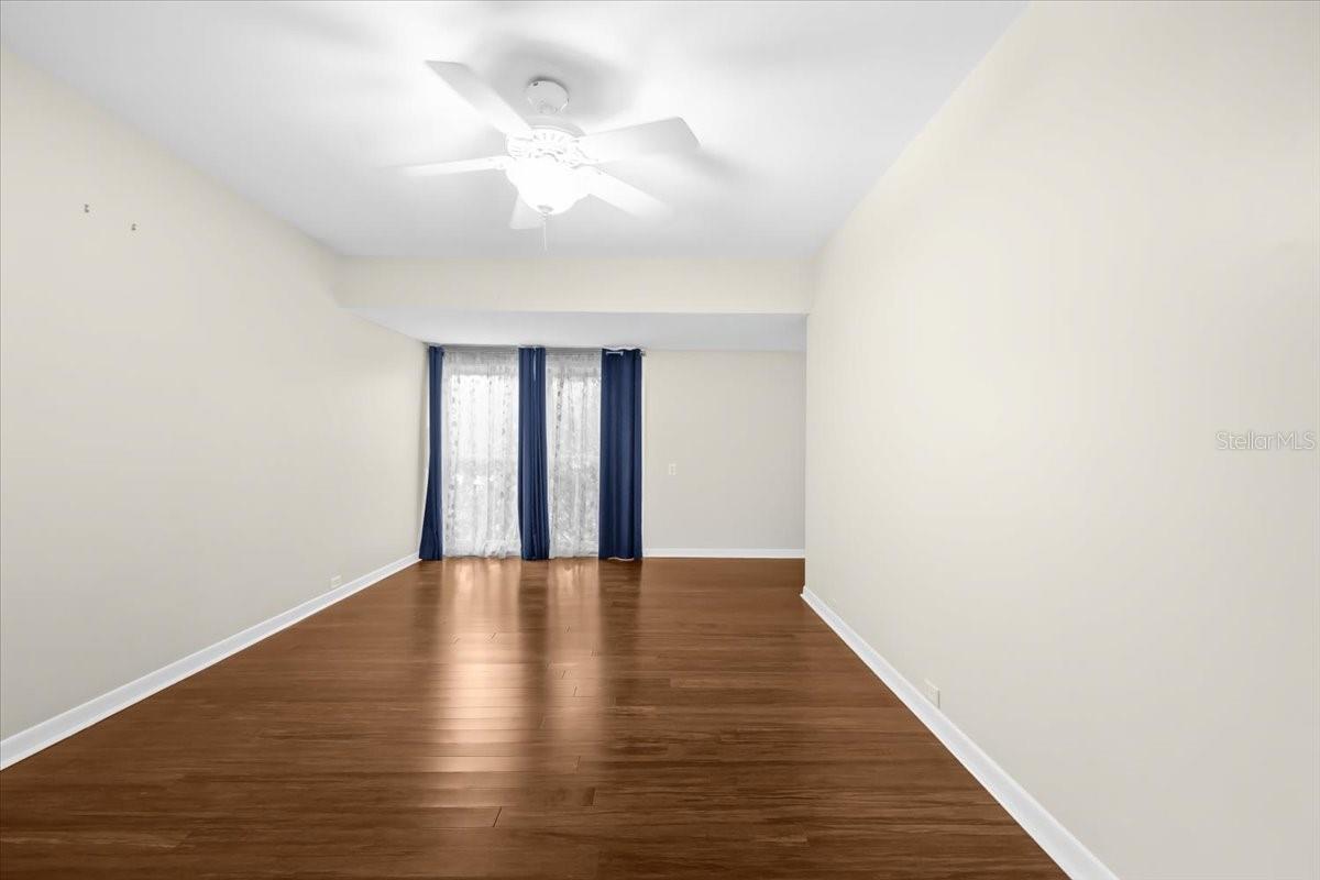 BAY COLONY ESTATES - Residential