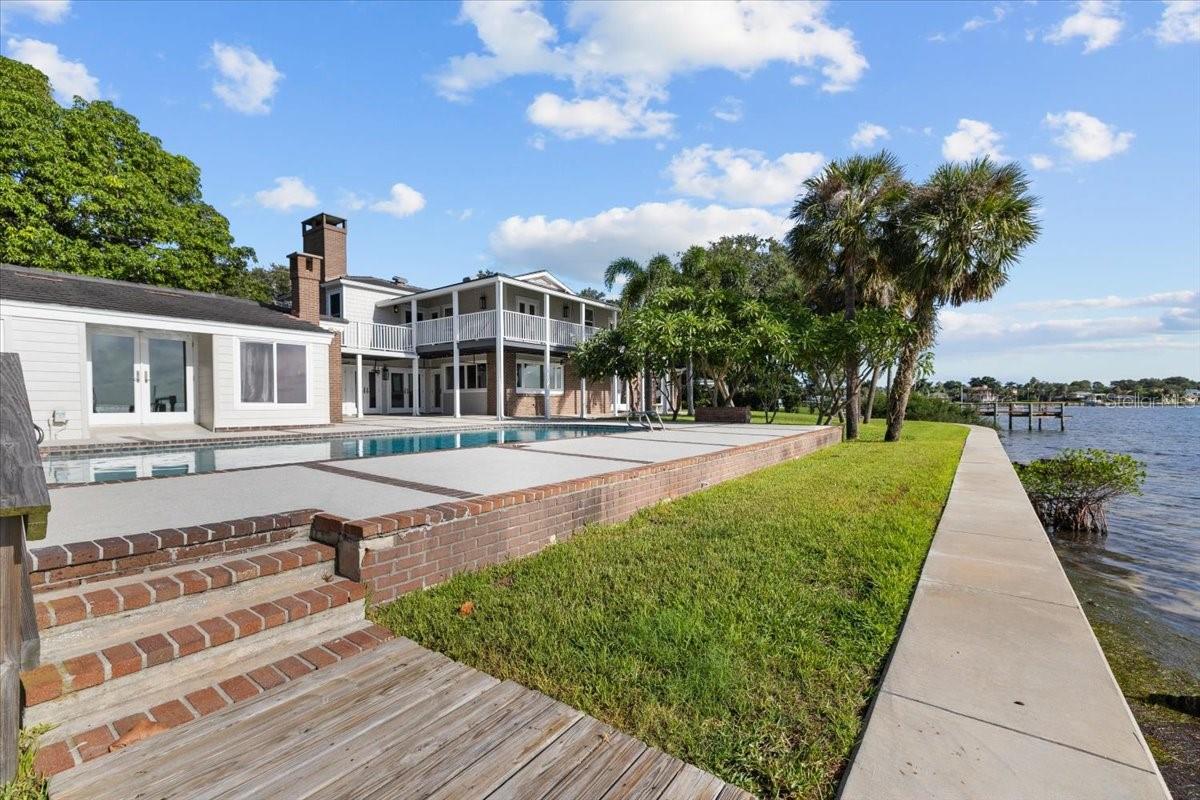 BAY COLONY ESTATES - Residential