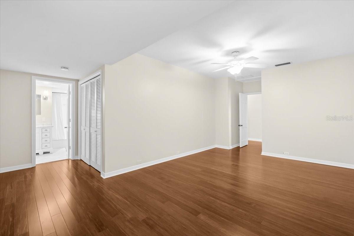 BAY COLONY ESTATES - Residential