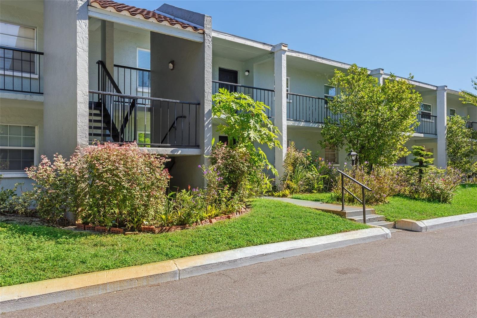 SOMERSET PARK A CONDO - Residential