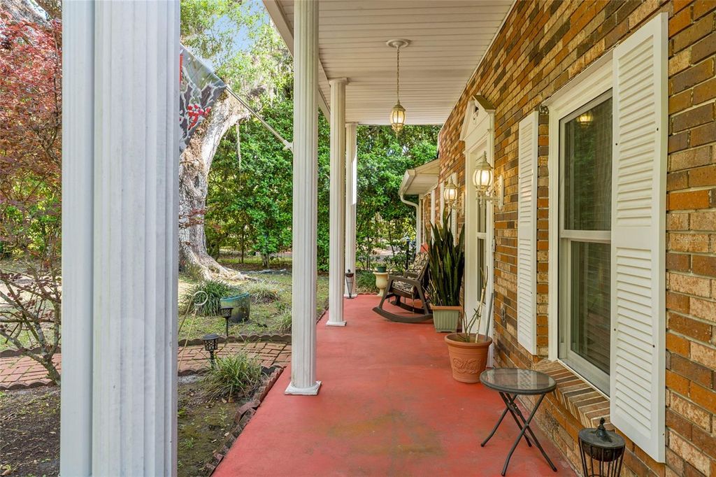 Photo of 1008 S Mildred Avenue, Brooksville, FL 34601 (MLS # OM721945)