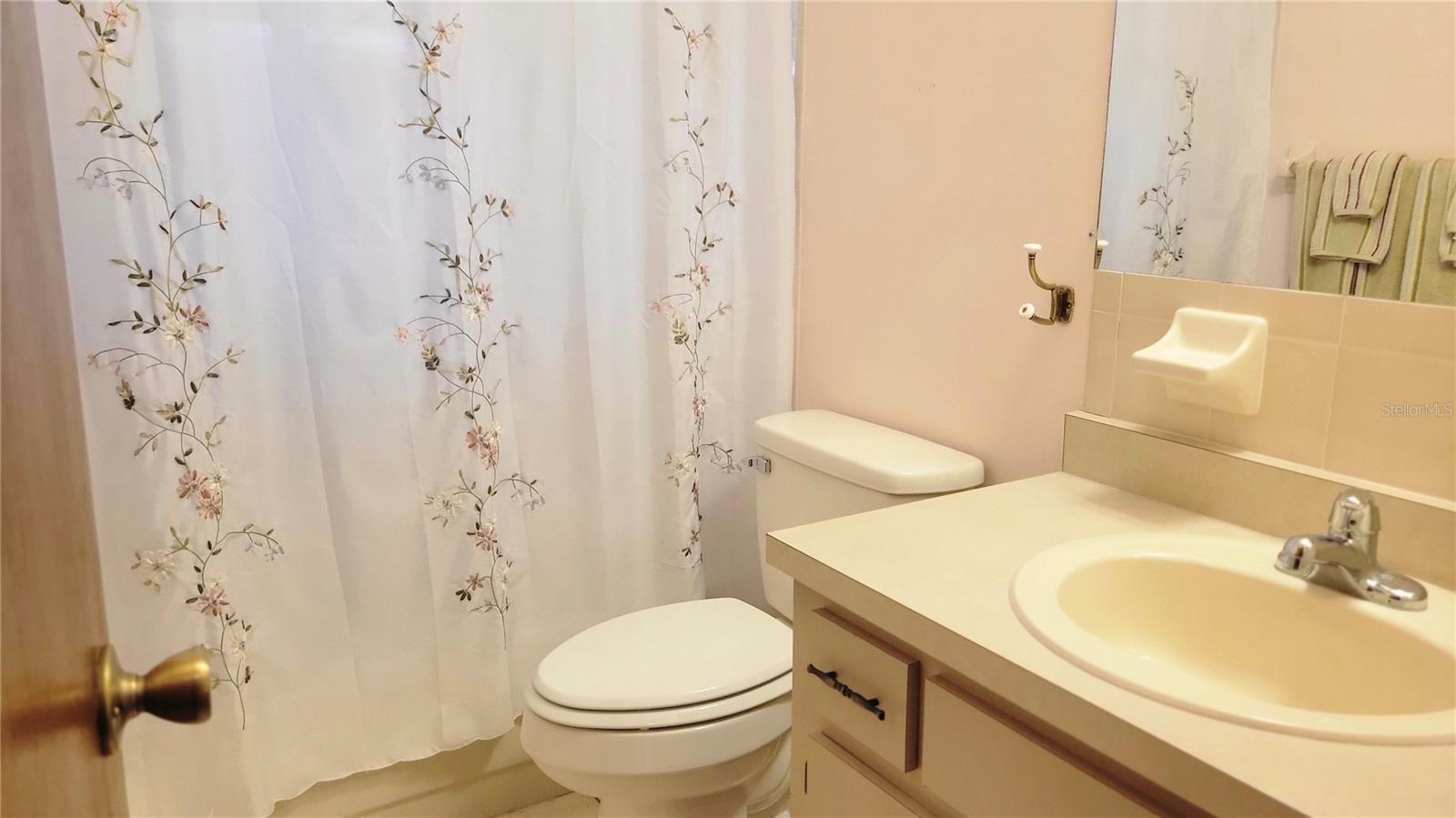 PALM CAY UN 02 & REPLAT/TRACT - Residential