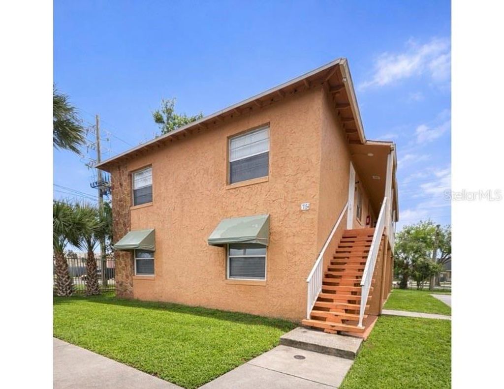 Photo of 746 NE Michigan Court #1, Saint Cloud, FL 34769 (MLS # S5146103)