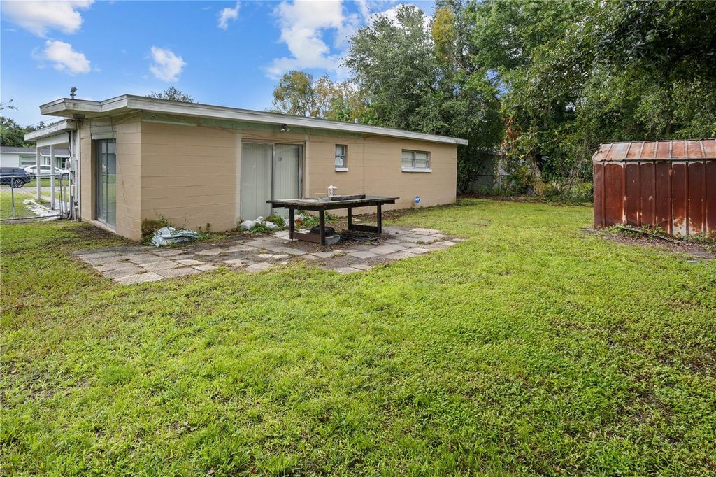 Photo of 8318 Dahlia Avenue, Tampa, FL 33619 (MLS # TB8420412)